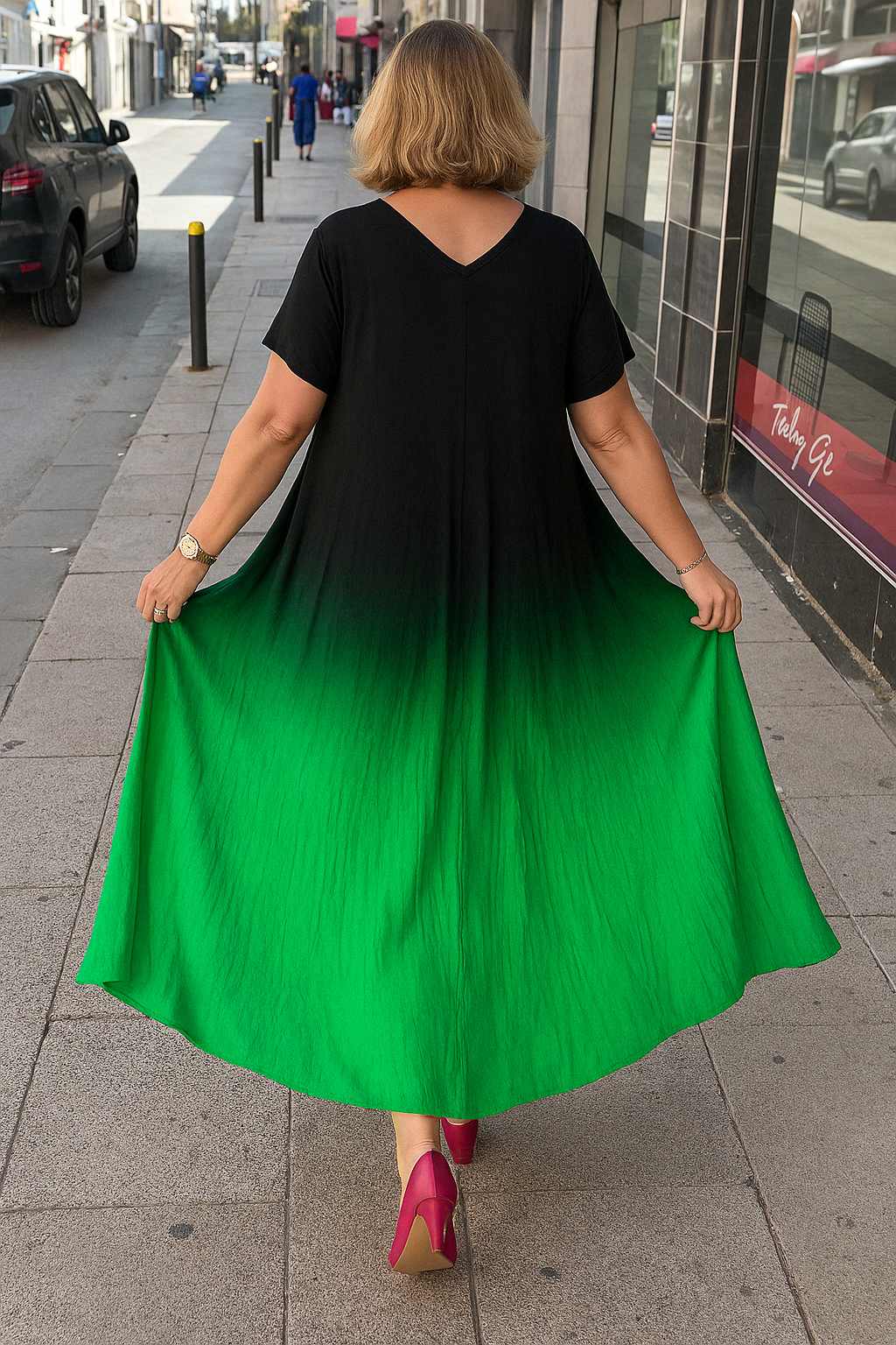 Jada - Flattering Gradient Tummy Covering Midi Dress